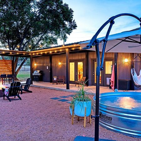 Villa Container Haus Pet Friendly With Cowboy Pool Fredericksburg Exterior foto