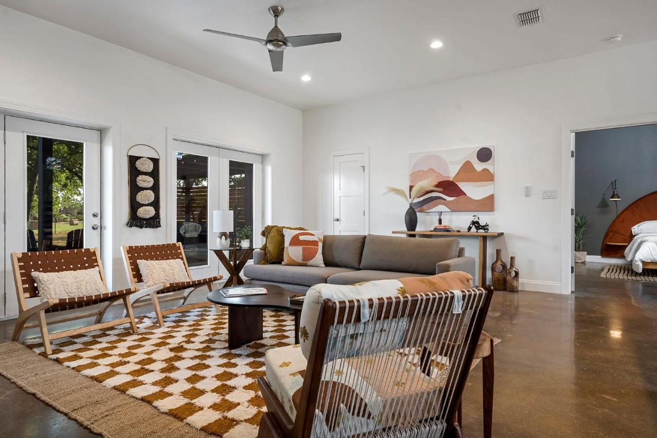 Villa Container Haus Pet Friendly With Cowboy Pool Fredericksburg Exterior foto